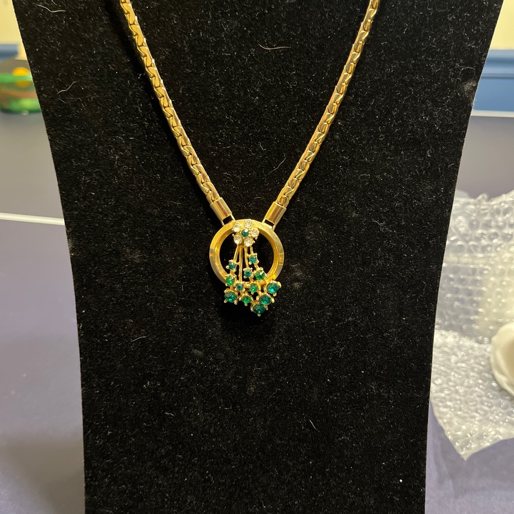 Vintage Gold tone and Green crystal Necklace